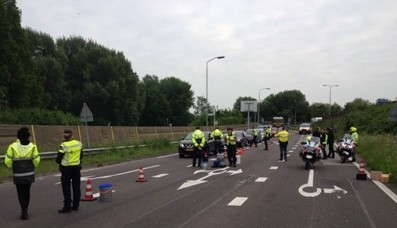 Grootscheepse alcoholcontrole op afrit N3 Papendrecht