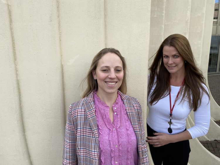 Sterk in de Wijk helpt met tips over geld, toeslagen en energie besparen