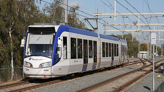 Hoogtijd voor de Lightrail naar Rotterdam