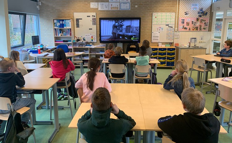 Kindcentrum Oranje Nassau strijdt samen met andere scholen tegen elektronisch afval